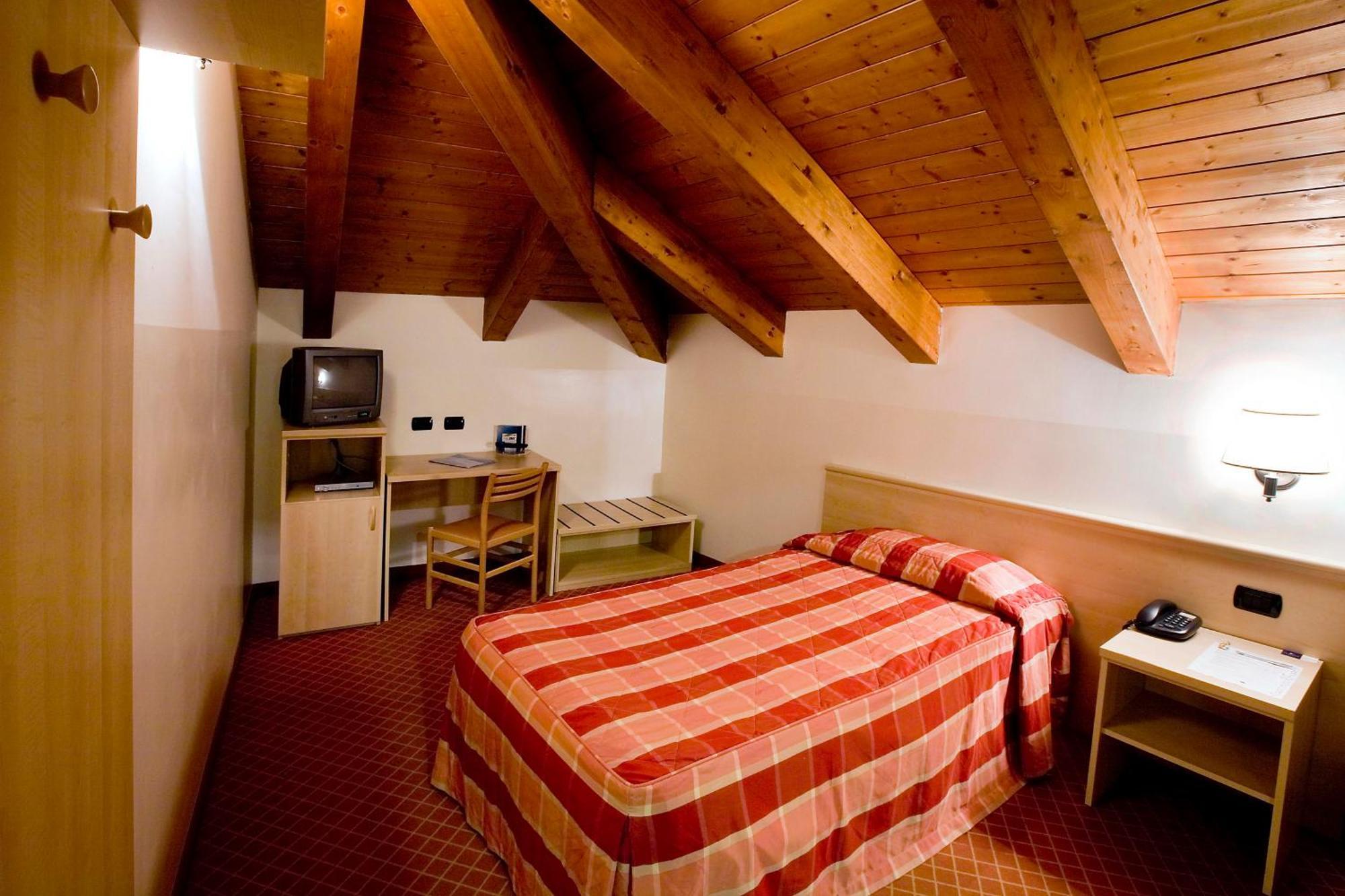 Hotel Gallia Pianezza Zewnętrze zdjęcie