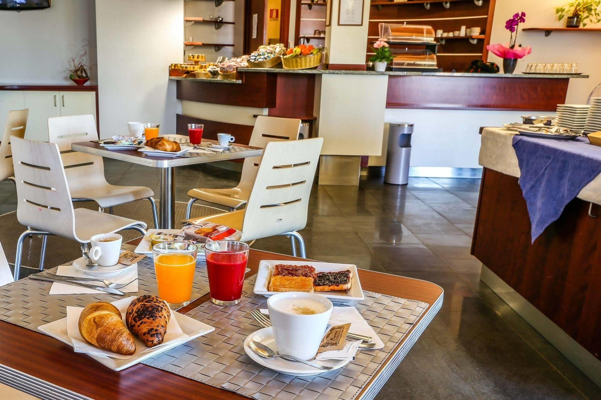 Hotel Gallia Pianezza Zewnętrze zdjęcie