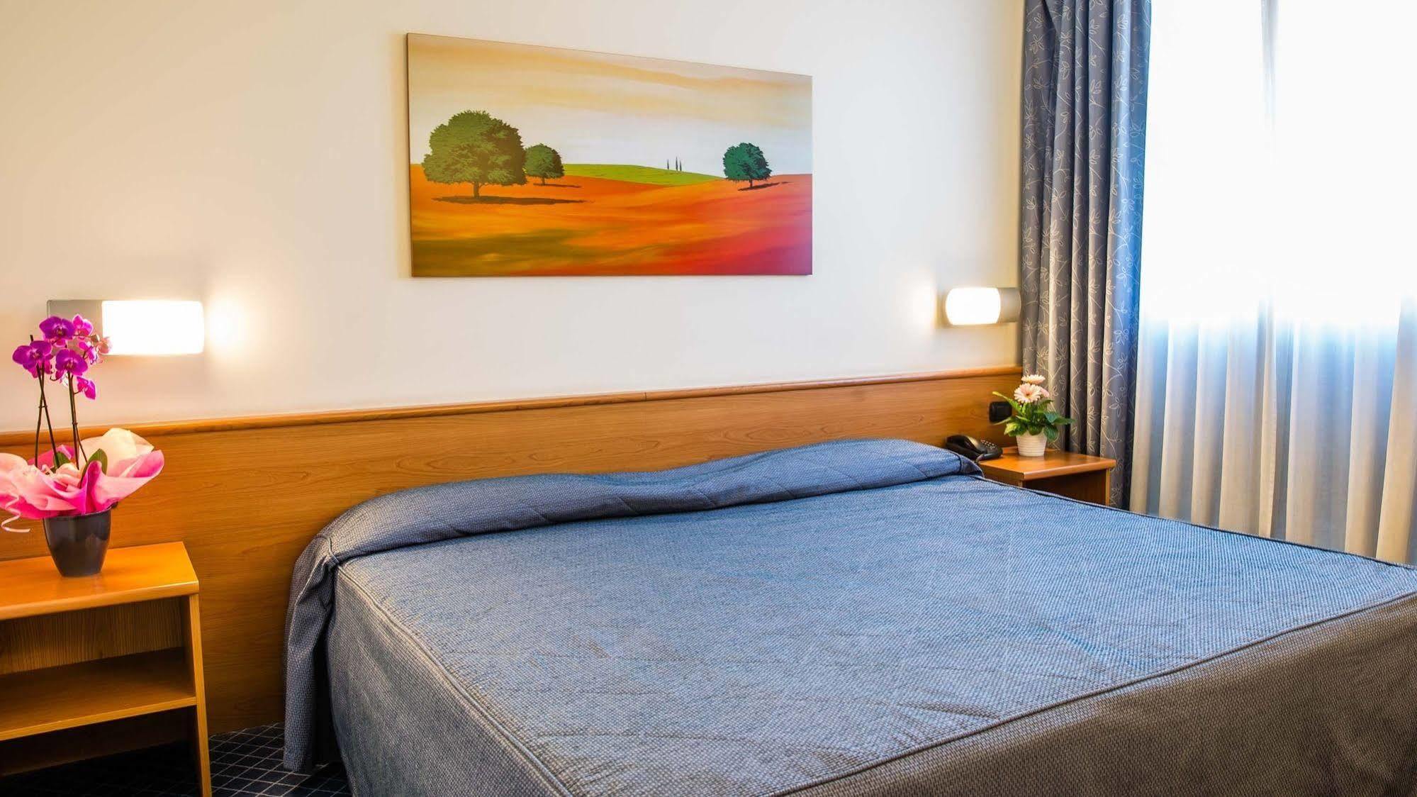 Hotel Gallia Pianezza Zewnętrze zdjęcie